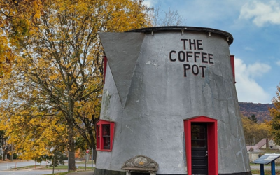 THE COFFEE POT
